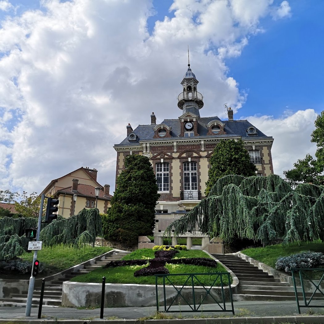 Academy Des Arts 1